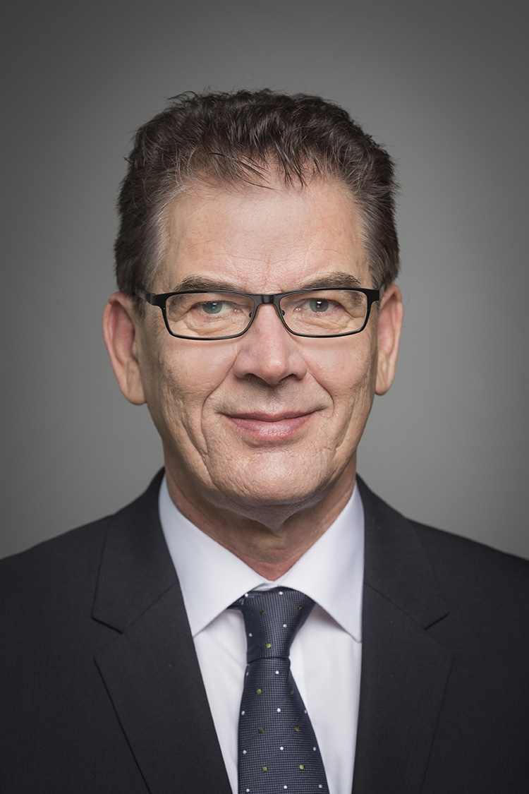 Dr. Gerd Müller – Bundesminister für wirtschaftliche Zusammenarbeit und Entwicklung (Foto: Bundesregierung/Kugler)
